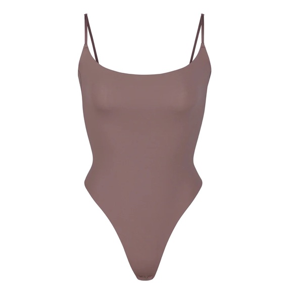 SKIMS Tops - SKIMS Fits Everybody Cami Bodysuit Umber